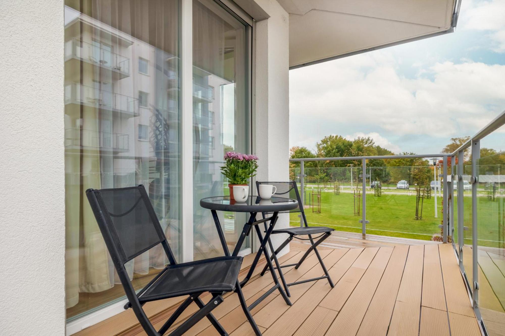 Beautiful With Balcony And Parking By Renters Kolberg